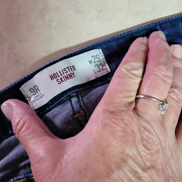 Hollister women size 9 regular skinny Blue Jeans - Picture 7 of 8